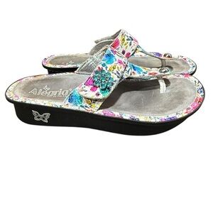 Alegria Carina Perennial Crackle Floral Sandals Velcro Size 36 Comfort Leather